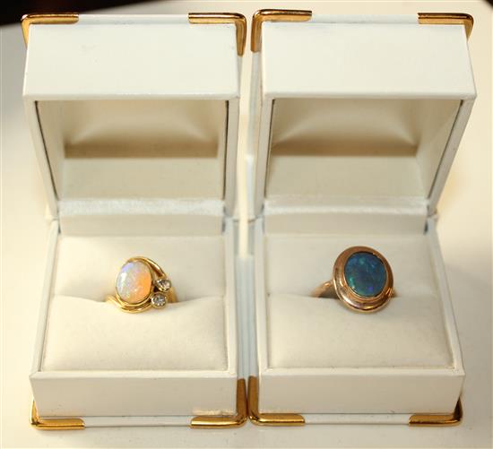 2 opal rings